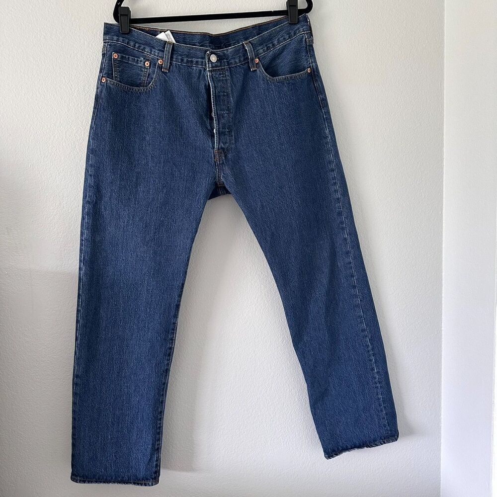 LEVIS 501 Jeans Mens 38x32 Button Fly Blue‎ Straight Leg